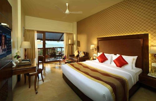 Kovalam Complejo | Uday Samudra Leisure Beach Hotel & Spa