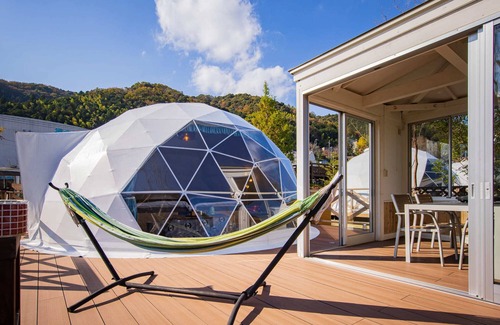 Izu Alquiler De RV | Ufufu Village - Glamping