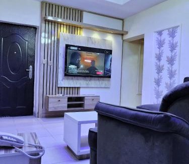 Oshodi-Isolo Apartamento | UG Shortlet Apartment