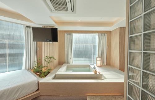 Sogong-dong Hotel | UH Suite Seoul Square