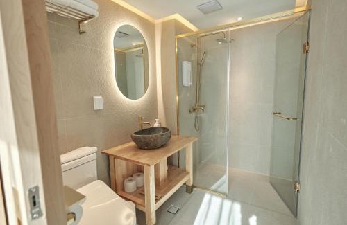 Sogong-dong Hotel | UH Suite Seoul Square
