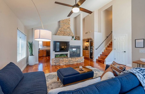 Artemina Casa | U Had Me at Gilbert: Beat the heat in our Pool