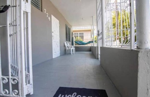 Puerto Nuevo Casa | Uhappy Place House Best Location in San Juan!