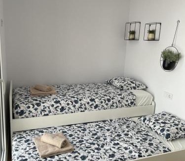 Port de Sagunt Apartamento | UIM Mediterraneo Poeta 6 Wifi