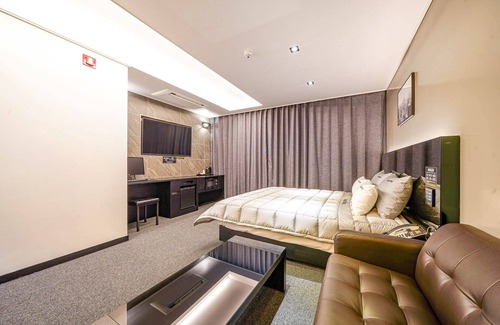 Ulsan Hotel | Ulsan Yeongnam Alps King Motel