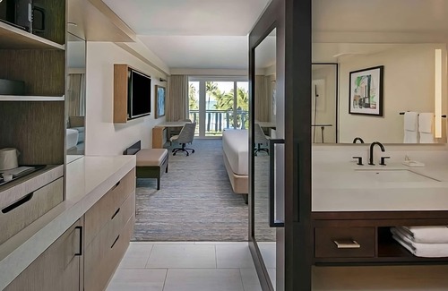 Isla Verde Hotel | Ultimate Beachfront Retreat Starts Here: Couple Room w/ Balcony and Pool Access