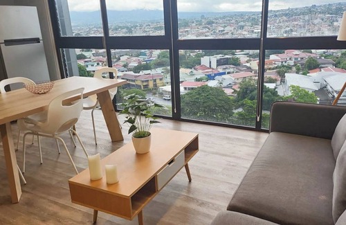 Curridabat Apartamento | Ultimate Comfort Modern Suite - Your Perfect Pura Vida Retreat!