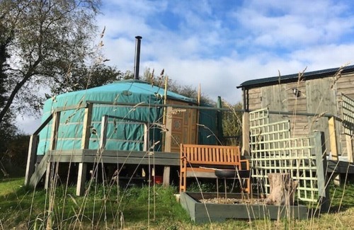 Lampeter Cabina | Ultimate Luxury Yurt Experience With Firepit- Willow Yurt