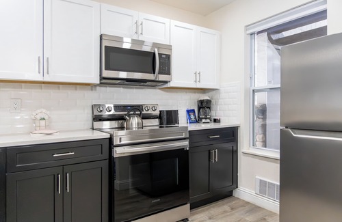 Steamboat Springs Hotel | Ultimate Vacation! Three Spacious Units for Families and Groups, Near Gondola, Skiing, Hiking
