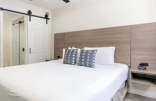 Steamboat Springs Hotel | Ultimate Vacation! Three Spacious Units for Families and Groups, Near Gondola, Skiing, Hiking