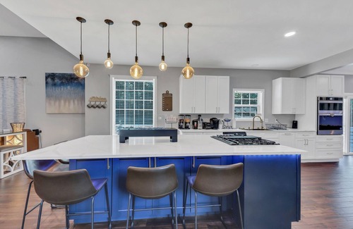 McDonough Casa | Hogareño escapar!Espacio de entretenimiento en abundancia! Lleno de sorpresas!