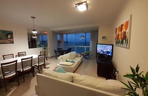 Centro Apartamento | Ultimo Andar, Frente ao Mar Itapema SC