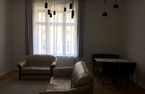 Belso-Ferencvaros Apartamento | Ultra Apartment te espera para ayudar a tu negocio o disfrutar de Budapest