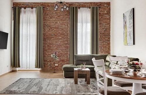 Arad Apartamento | Ultra Central - Luxurious Retreat