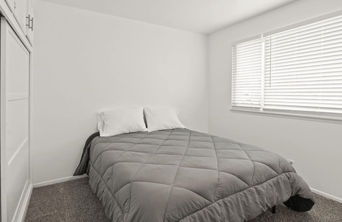 Port Hueneme Casa | Ultra Clean Comfortable Beach Village - Entire House