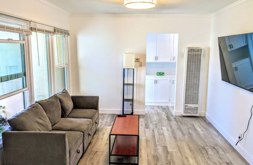 Port Hueneme Casa | Ultra Clean Comfortable Beach Village - Entire House