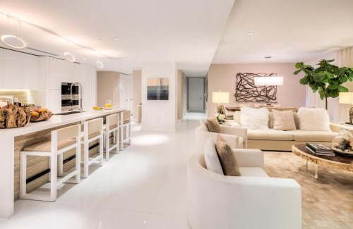 South Beach Complejo | Ultra Luxe Direct Ocean Penthouse at 1 Hotel