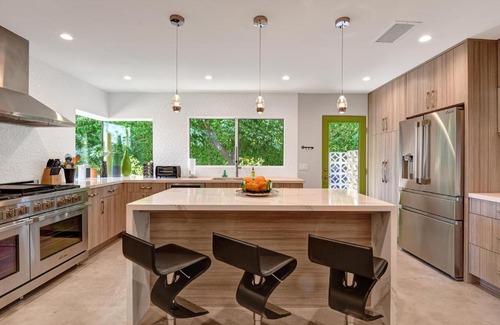 Deep Well Ranch Casa | Ultra-Luxury- Resort Style Private Compound-Close to Everything- 3BD/2.5BA