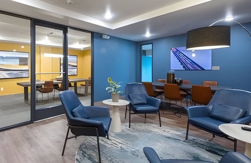 Downtown Apartamento | Ultra Modern Redmond 1Bd 2| FastWifi | Gym|Sophari