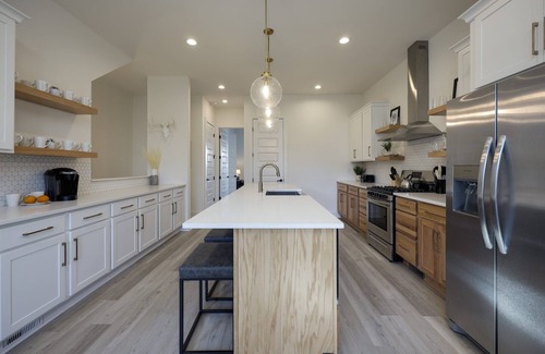 Maxwell Casa | Ultra Modern Townhome - Large Private Rooftop