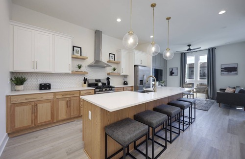 Maxwell Casa | Ultra Modern Townhome - Large Private Rooftop