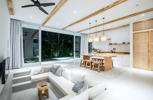Pecatu Cabaña | ULU 3 · 2br Villa