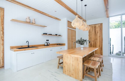Pecatu Cabaña | ULU 3 · 2br Villa