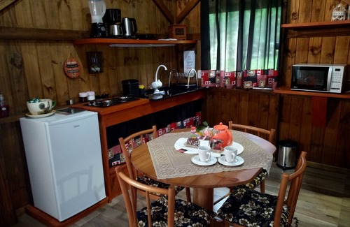 Gramado Chalet De Esquí | Um Lugar Tranquilo Para Descansar e se Apaixonar Pela Vista do Vale