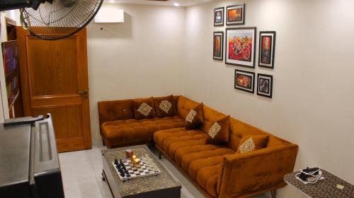 Bahria Town Apartamento | Umair's Haven Residences, Luxury Apartments in Bahria Town Lahore