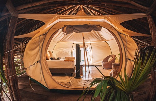 Zona Hotelera Hotel | Uman Glamping & Cenote Tulum