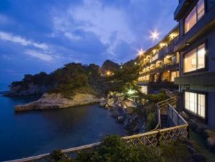 Dogashima Hotel | UmibenokakureyuSEIRYU海辺のかくれ湯清流