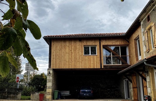 Ganties Apartamento | Un Ancien Fenil Tranformé en Loft Situé Dans une Ancienne Ferme Commingeoise