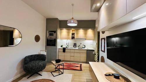 Central Province Apartamento | UN approved Cosy home with pool