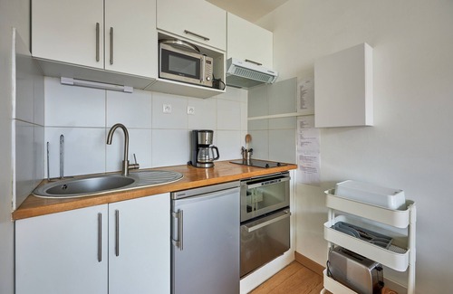 Saint-Regnobert-de-la-Cote-de-Nacre Apartamento | Un Balcon sur la Mer - Appt à 30m de la plage