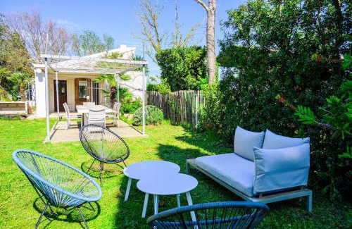 Arles Casa | Un Cabanon en Camargue