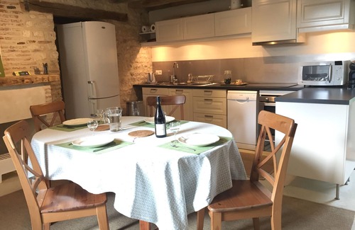 Beaune-la-Rolande Casa | Un Figuier Dans Notre Jardin