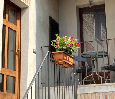 Barolo Apartamento | UN PASSO DAL CASTELLO