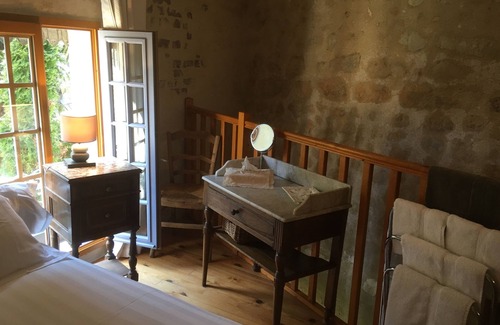 Troo Cama Y Desayuno | Un Petit Cocon de Sérénité au Coeur du Village Troglodytique de Trôo