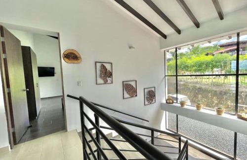 Quimbaya Casa | Un refugio moderno en el corazón Verde cerca a Panaca