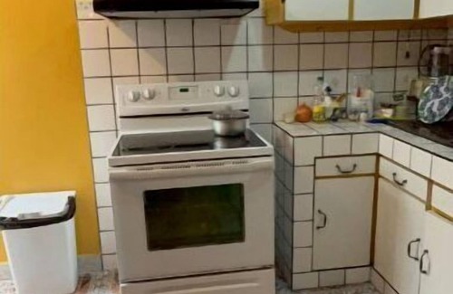 Hatillo Casa | Una Casa de 3 cuartos y 2 baños centralmente ubicado a San Jose.