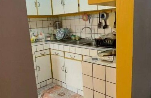 Hatillo Casa | Una Casa de 3 cuartos y 2 baños centralmente ubicado a San Jose.