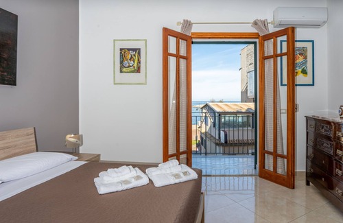 Sferracavallo Cama Y Desayuno | Una Terrazza sul Golfo