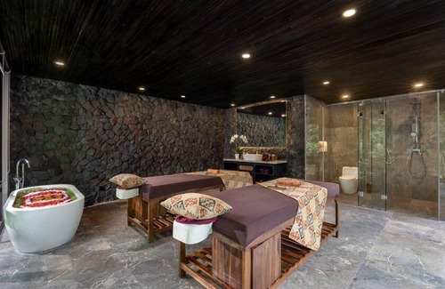 Mas Hotel | Unagi Mas Villas by Emana