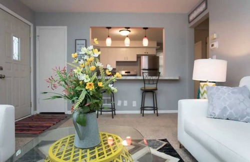 Benson Casa | ❤️ Unbeatable group travel retreat ❤️