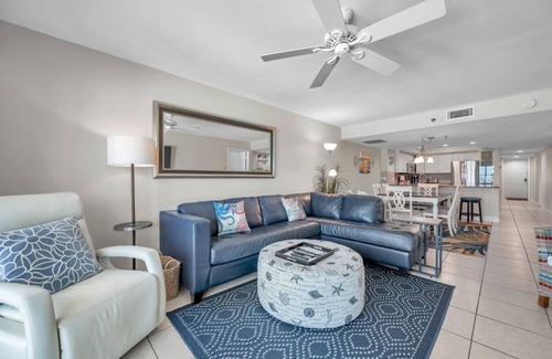 Indian Shores Condominio | Unbeatable Gulf Views from this Updated 3 bedroom Condo