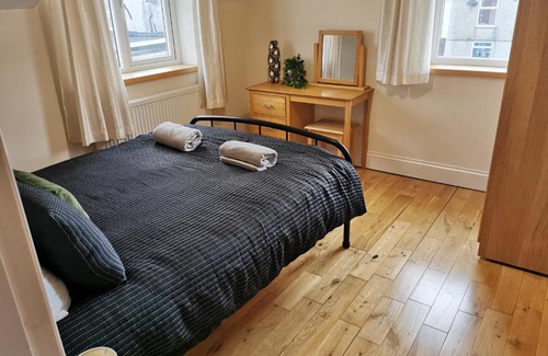 Gallt Y Foel Casa | Unbeatable Llanberis Location, Detached with Parking, Snowdon Views.