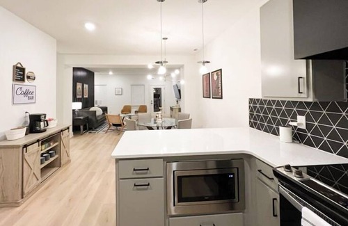Donelson Casa | NewConstruction3beds2.5bathsBetweenBNA/DowntownPublicTransportation
