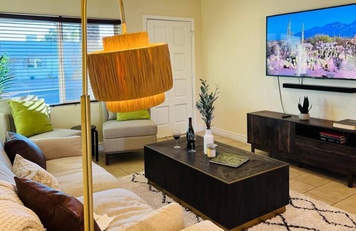 Cavalier Vista Casa | Unbeatable location! Central to all of Scottsdale!