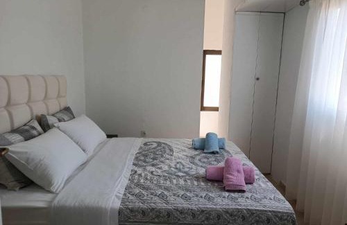 Rafina-Pikermi Apartamento | Unbeatable View, Family apartment