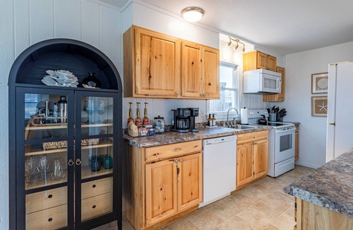 South Nags Head Casa | Unbelievable Oceanfront Views! w/Hot Tub and Large Deck Space in South Nags Head